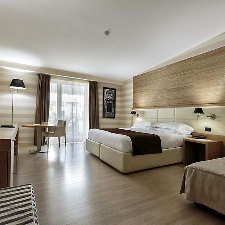 Hotel Pineta Wellness & Spa Руво-ді-Пулья Екстер'єр фото
